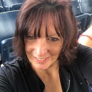 Meet your Posher, Cyndi